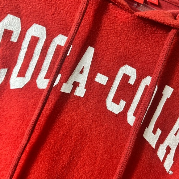 Coca-Cola Spellout Retro Red Fleece Graphic Hoodie Size Medium Streetwear - Picture 4 of 10
